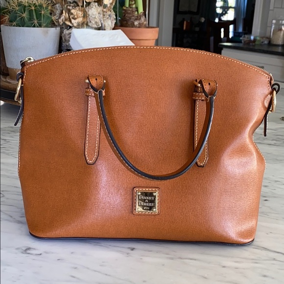 EUC Dooney & Bourke Satchel - Picture 1 of 7